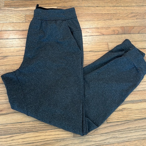 LuluLemon men’s Intent Jogger- size M- heather grey - Picture 2 of 7